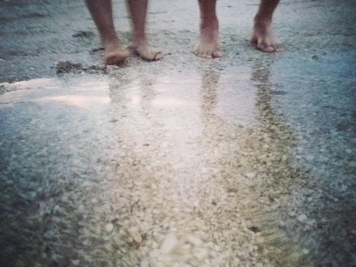 feet in the sea water
