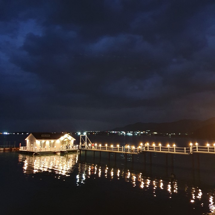 korea_house on the sea_shining sea