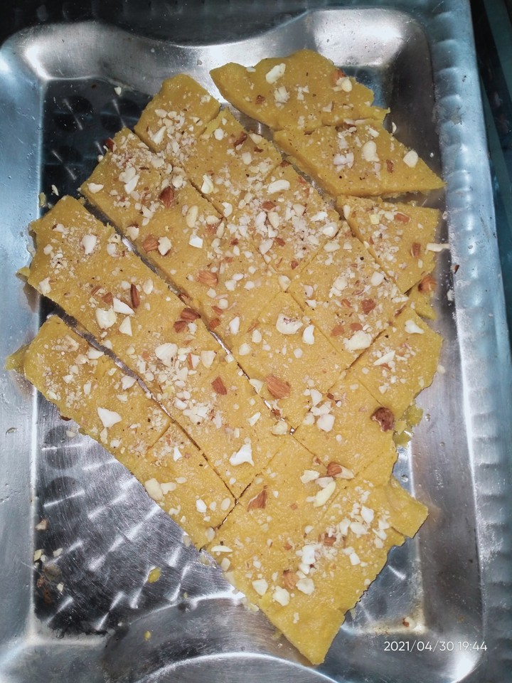 Home made Paapdi ?