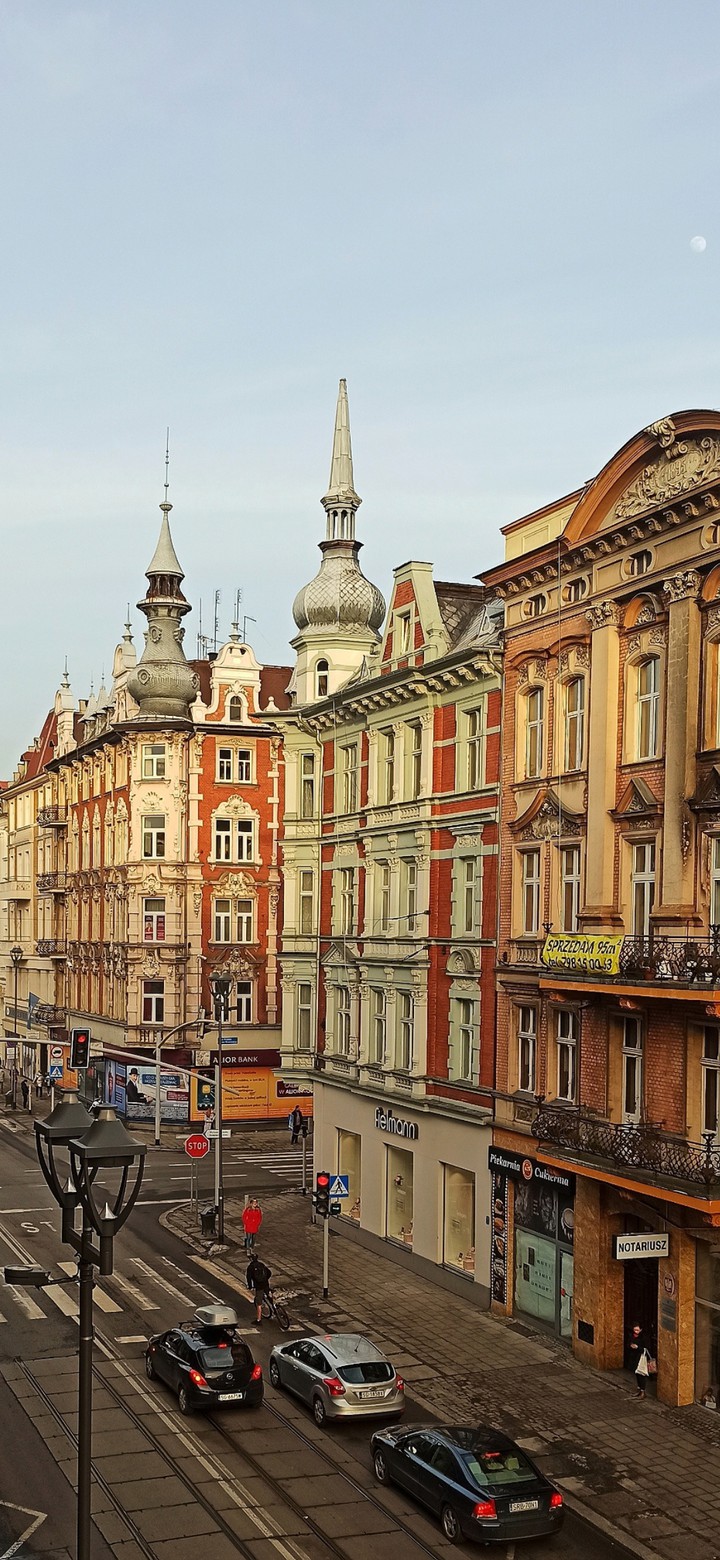 city street car building city_life poland gliwice