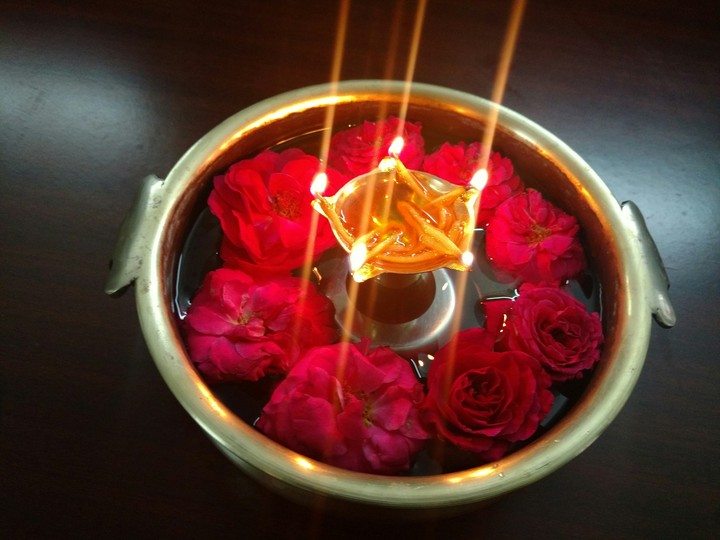 Diya (holy lamp)