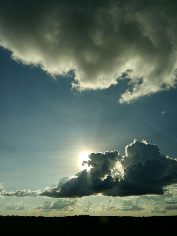 nuvens em britania GO