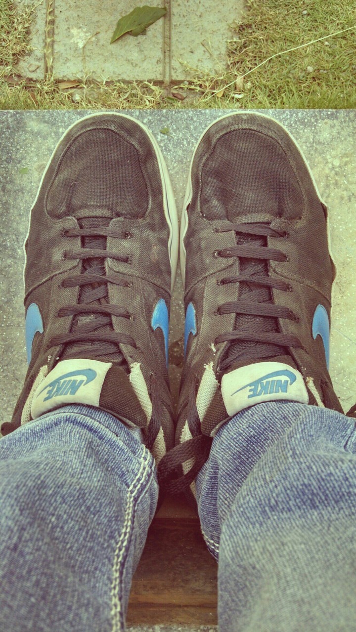 dusty nike