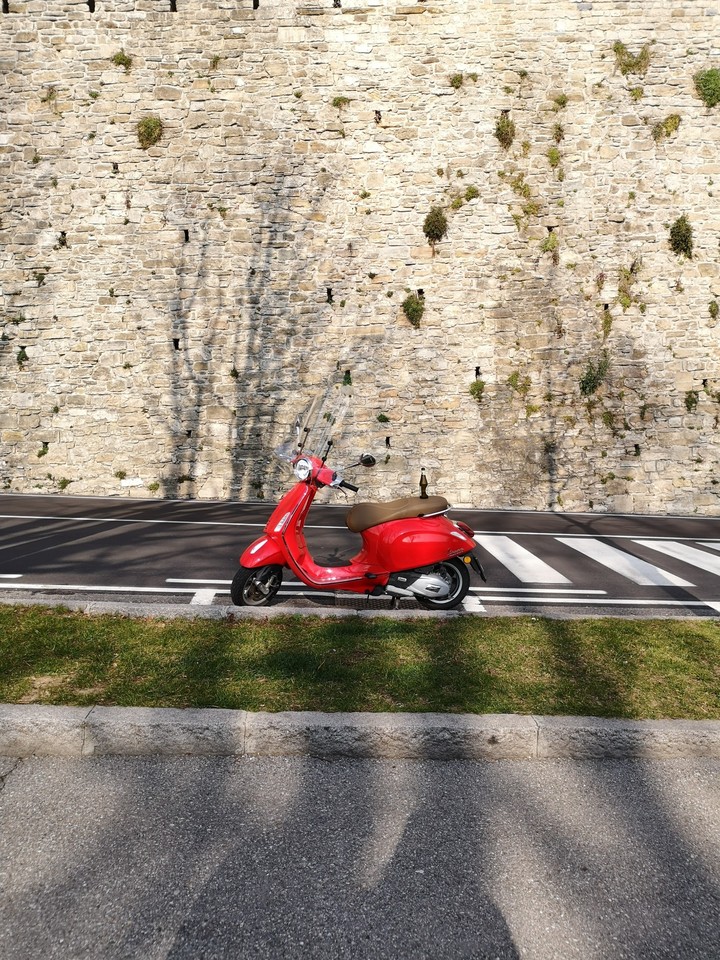 Red moped