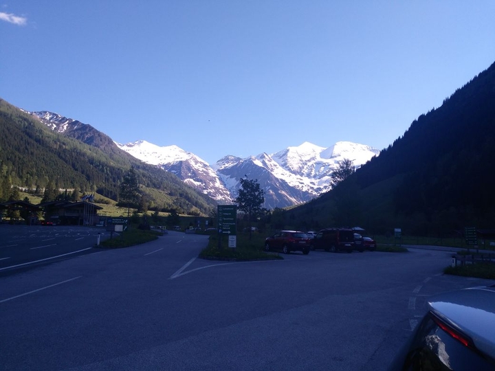 Silver mountains