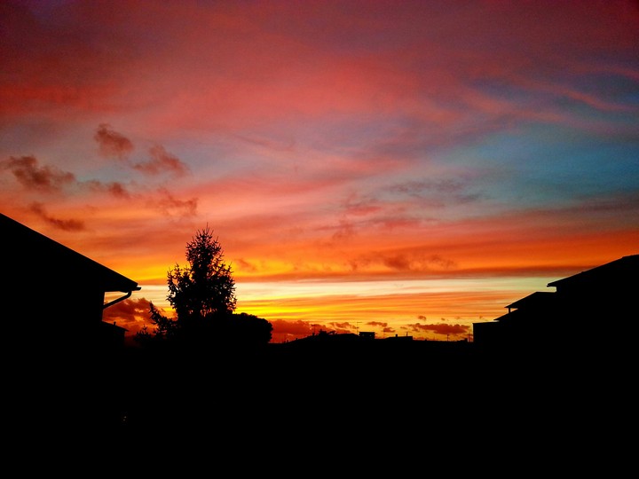 tramonto di toscana