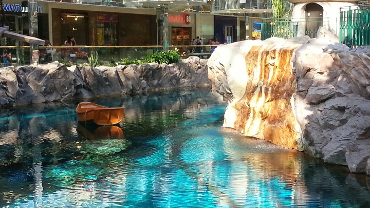 West Edmonton Mall