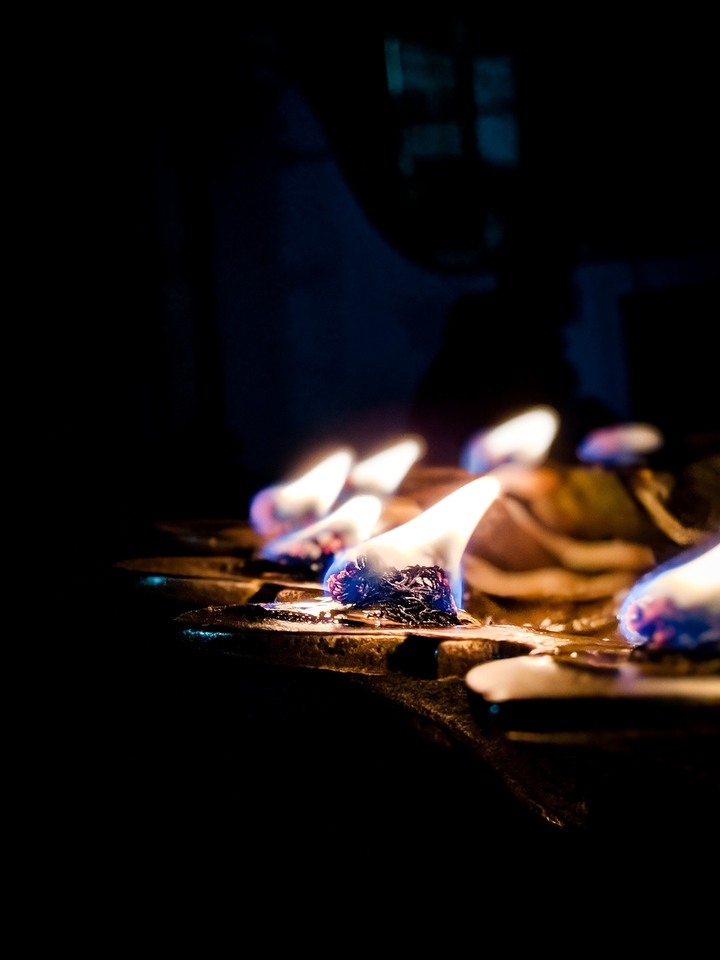 flames in group
