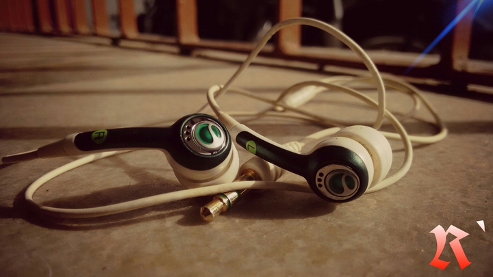 headset..
