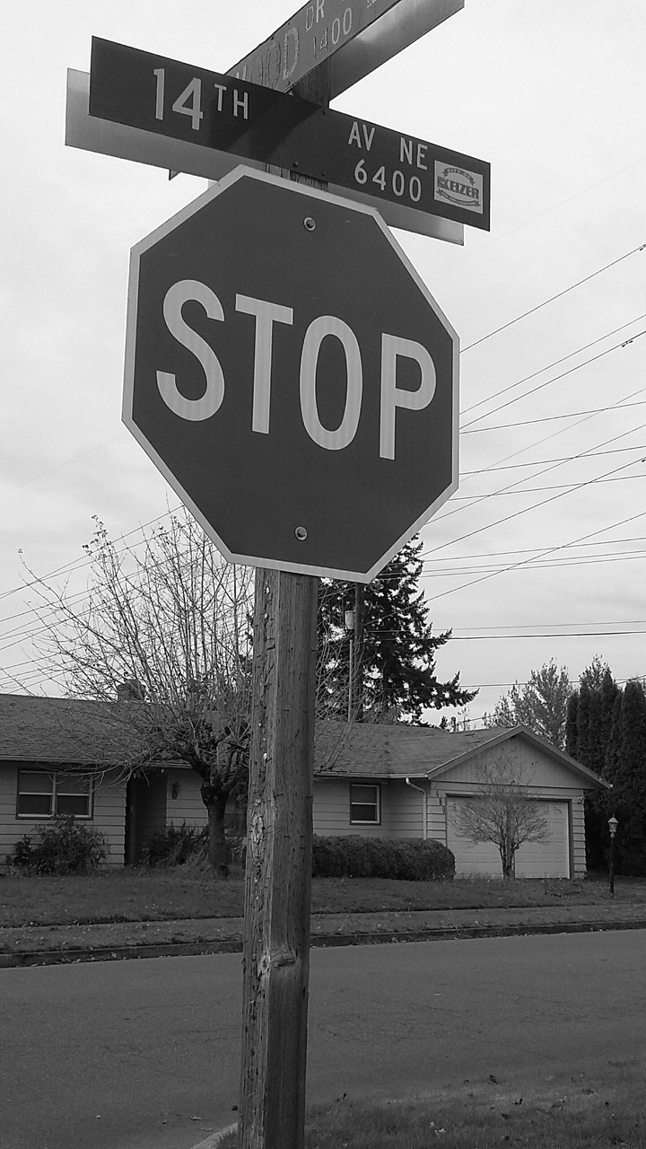 STOP