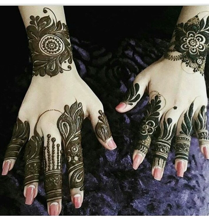 smell of henna mehndi makes me crazy...
