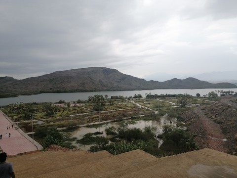 بحيرة