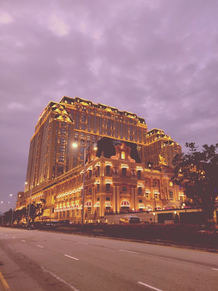 Grandeur