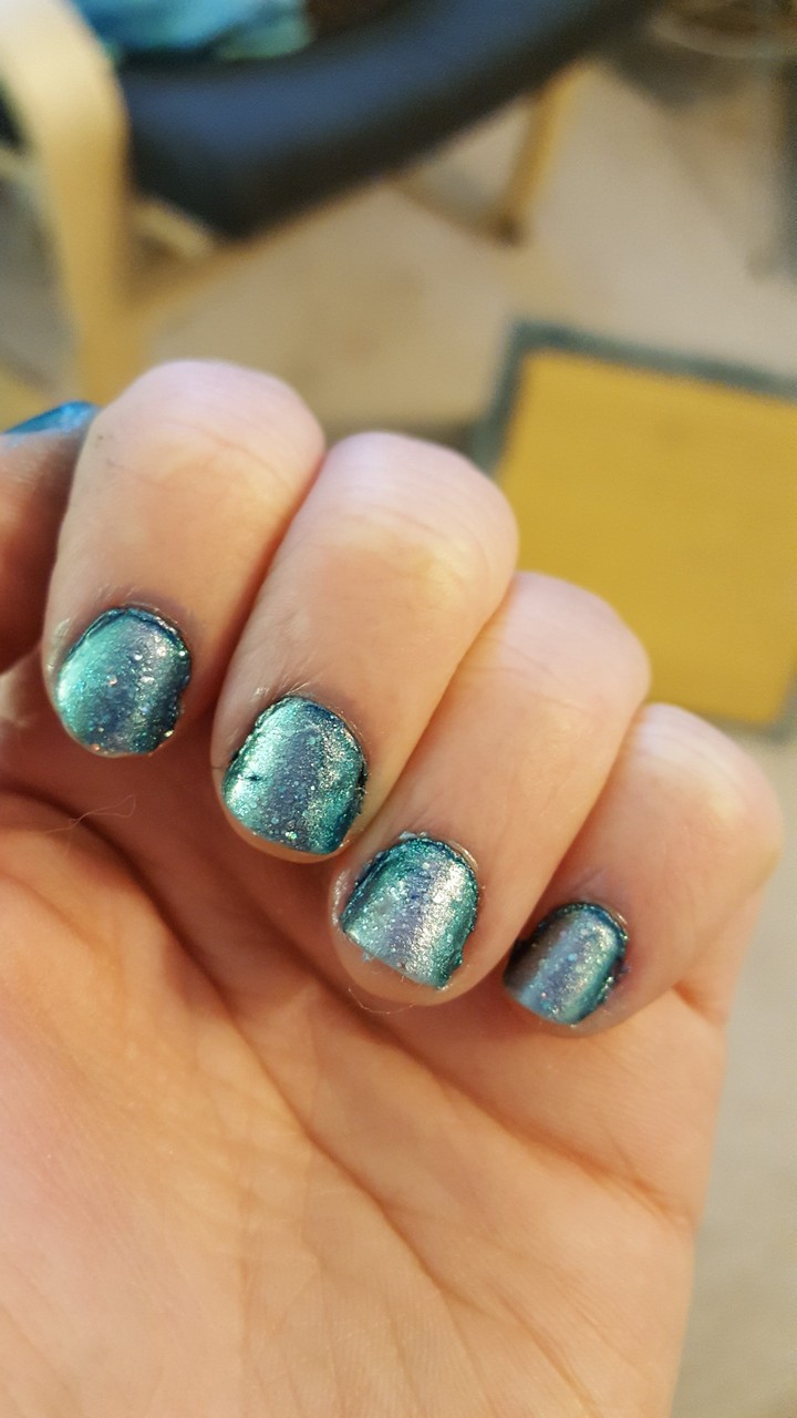 bubble_nails