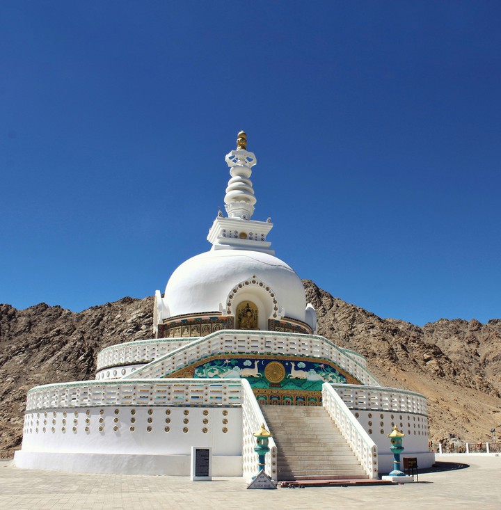 Shanti Stupa