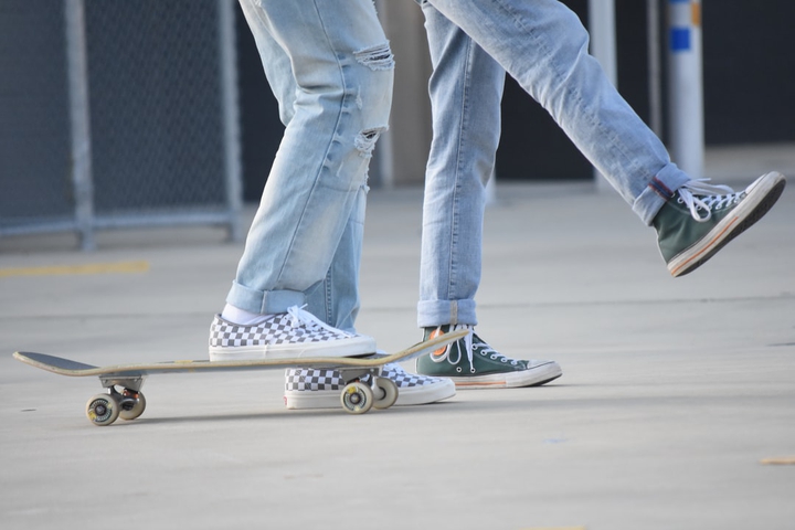 skateboard