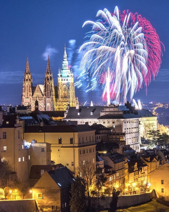 salute Prague