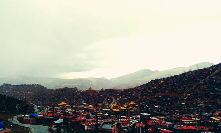 ཆར་ལྡན།