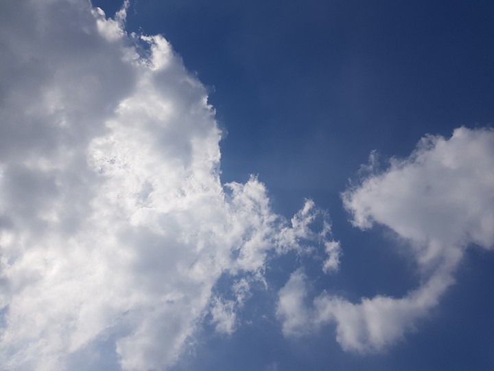 하늘 구름 sky