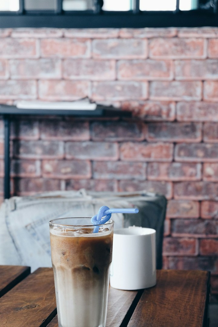 CHILLING WITH ICED LATTE