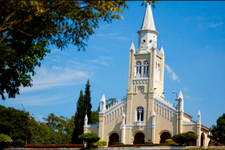 Iglesia, Virgen de la Candelaria, Aregua