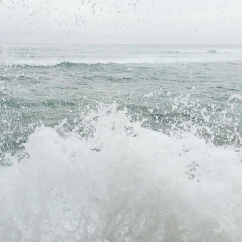 море