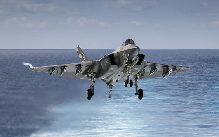Fighter plane