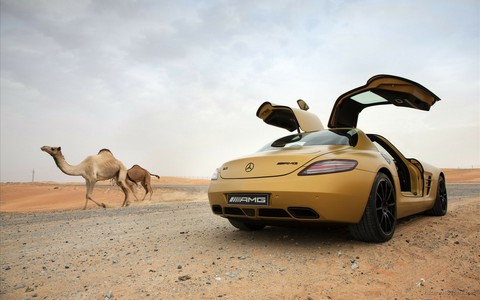 Mercedes SLS AMG