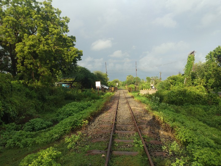 gandevi sara line railway