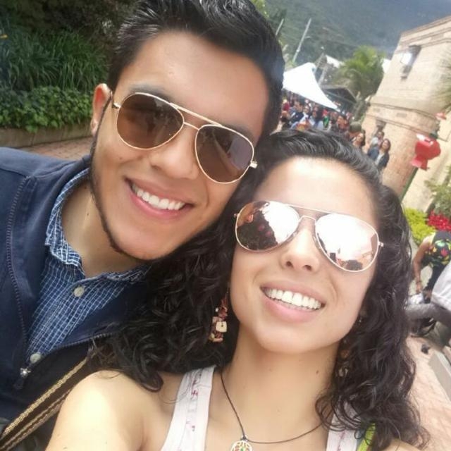 Feliz