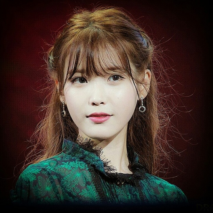 IU