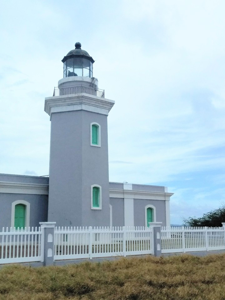 Faro Los Morrillos