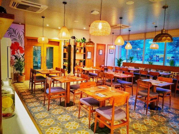 organic restaurant cafe