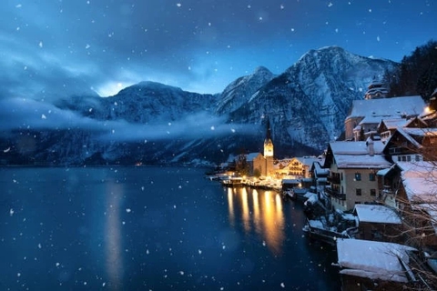 Hallstatt on a snowy night