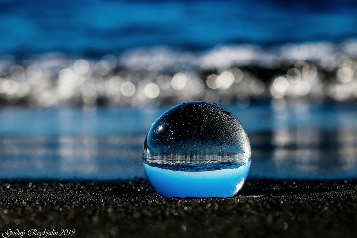 lens ball
