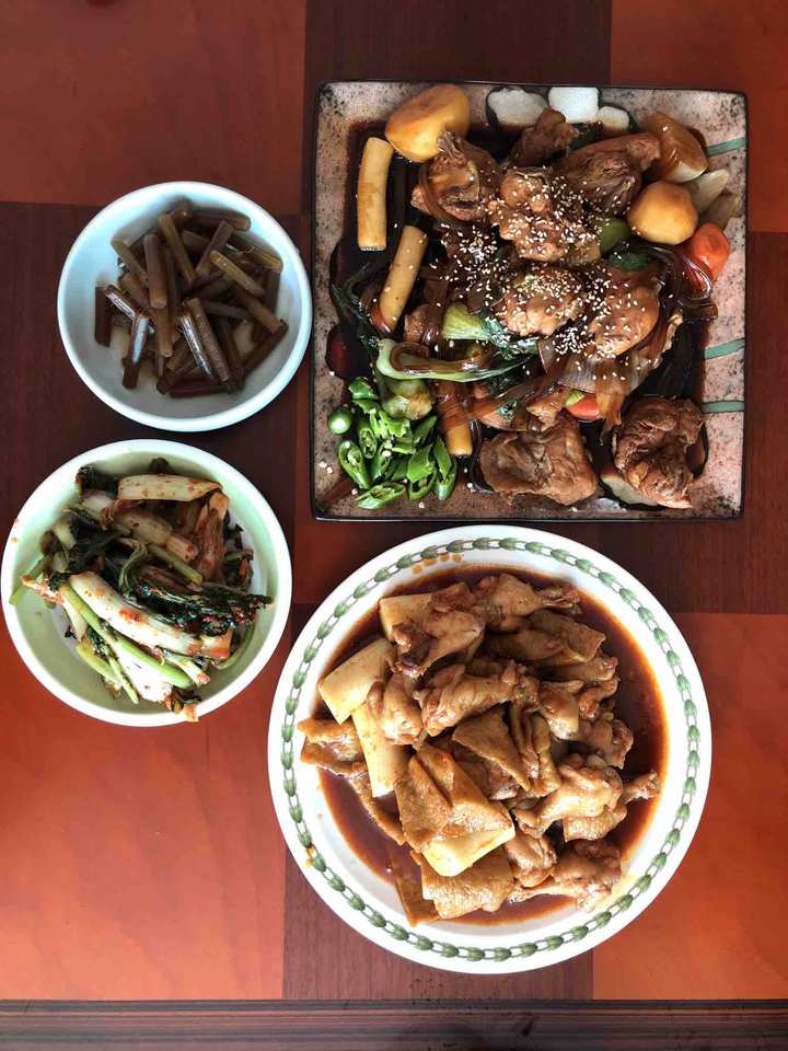 찜닭과 닭봉 떡볶이