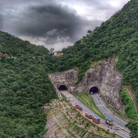 tunnel