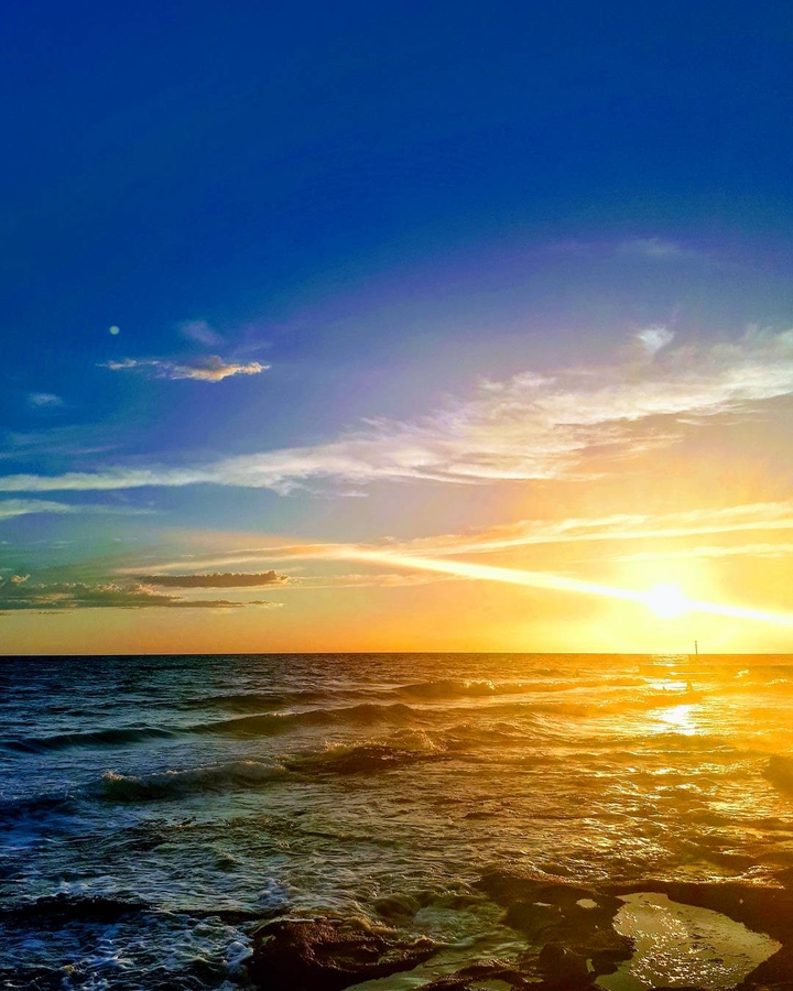 why we love sunsets:)