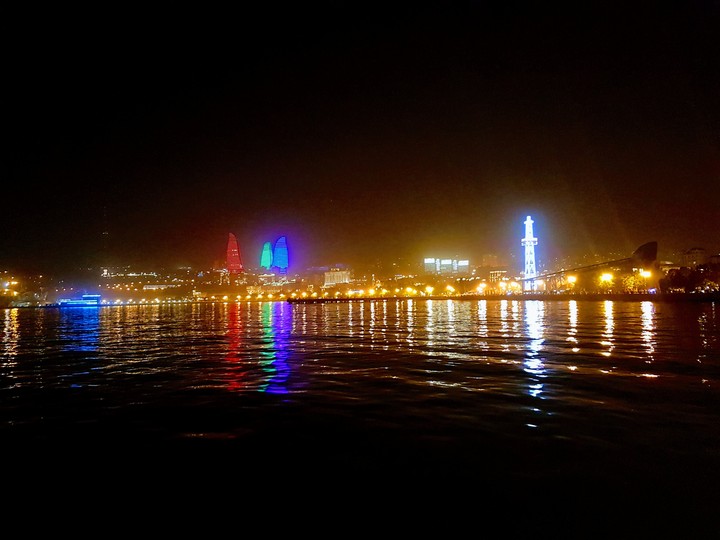 baku night