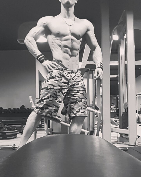 BODYBUILDER