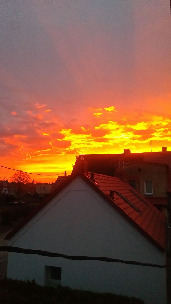 wschód słońca