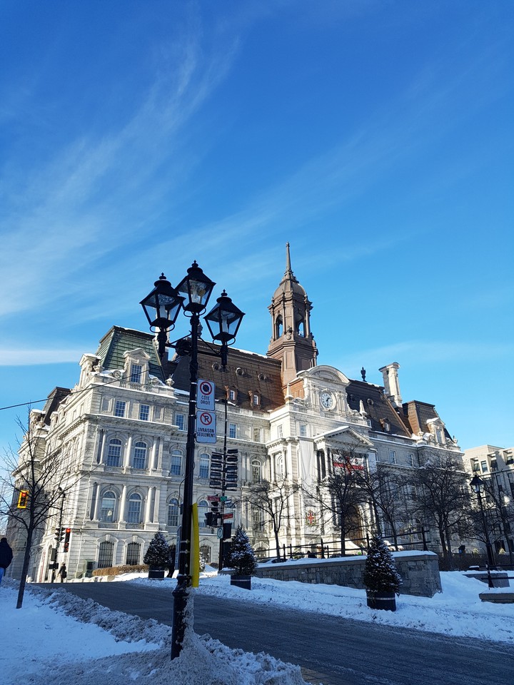 Montreal city hall
