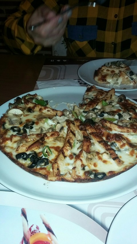 Chicken pizza (by me)