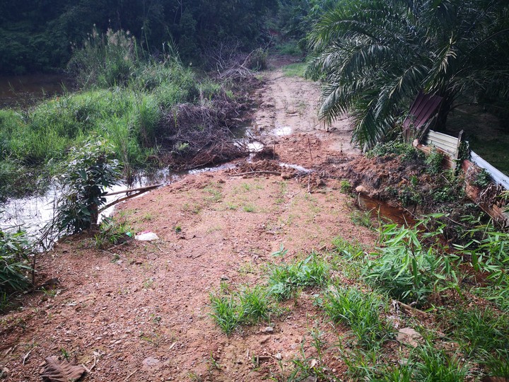 Kebun Ayah Ampang Pecah