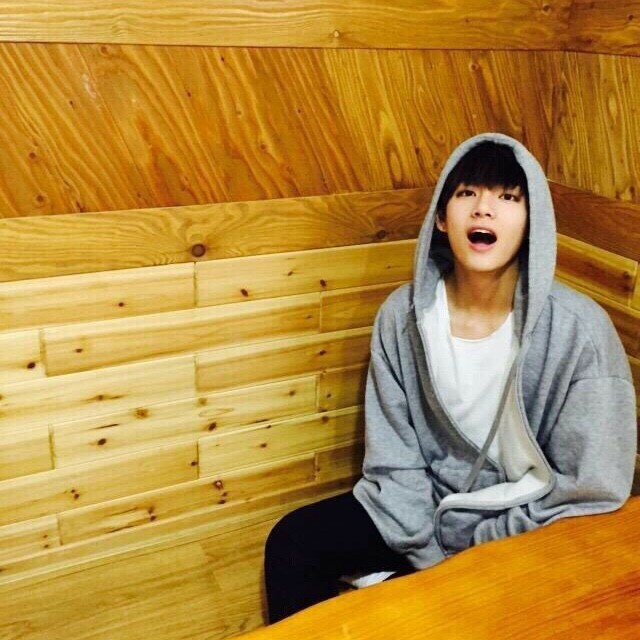 뷔.태태.bts