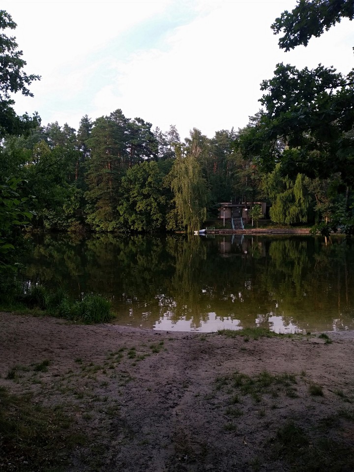 Август пахнет осенью.