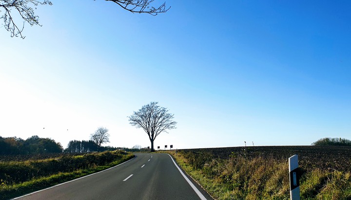 Strasse ins glück