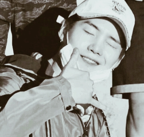 윤긔이~~♥