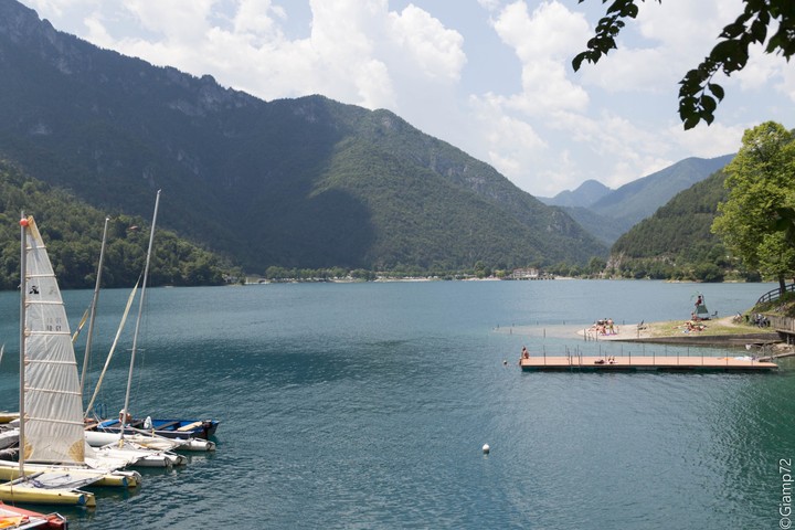 Ledro lake
