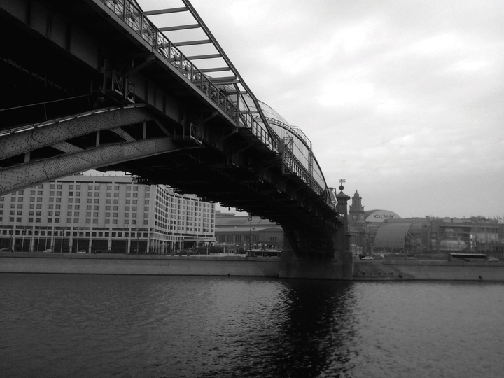 мост